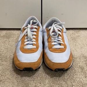 Nike Daybreak size 8. Used